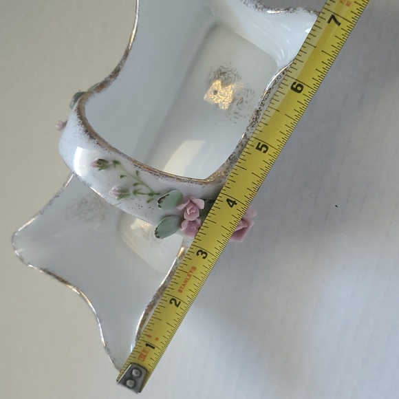 Lefton China Basket with Raised Roses Fine Porcelain - Picture 13 of 15